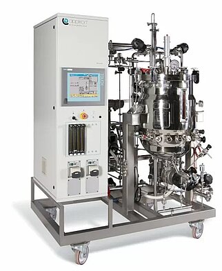 [Translate to Deutsch:] Stainless steel bioreactors